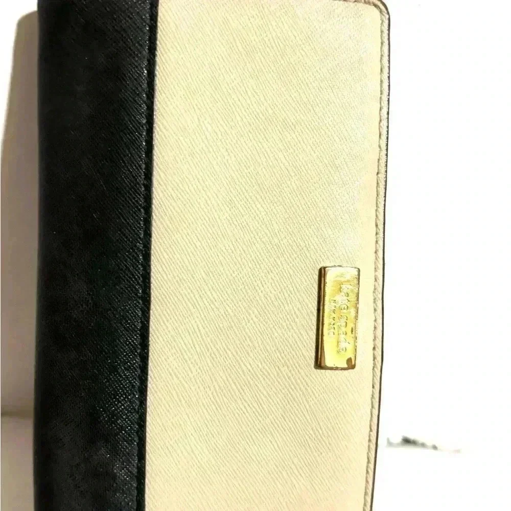 Kate spade beige/ black leather wallet